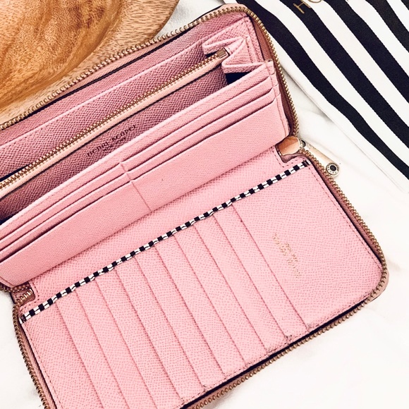 Henri Bendel Wallet - Picture 4 of 4